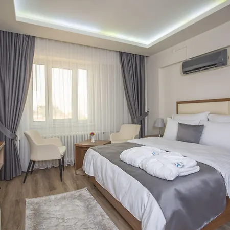 Kutlucan Oldtown Hotel 3*